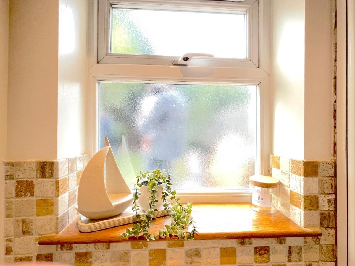 Stylish House In Wimbledon Villa London Ngoại thất bức ảnh