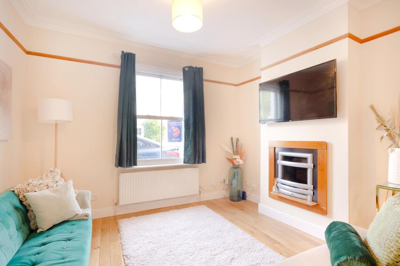 Stylish House In Wimbledon Villa London Ngoại thất bức ảnh