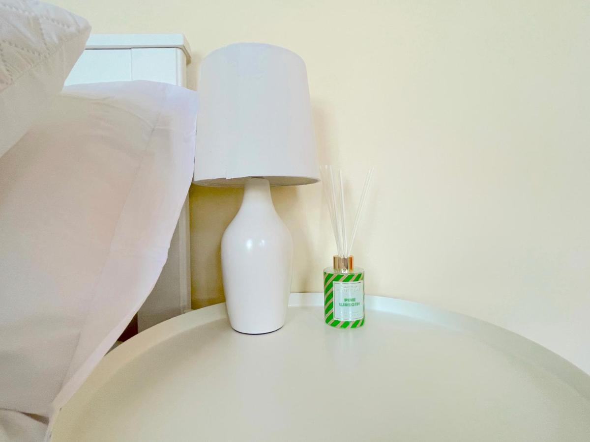 Stylish House In Wimbledon Villa London Ngoại thất bức ảnh