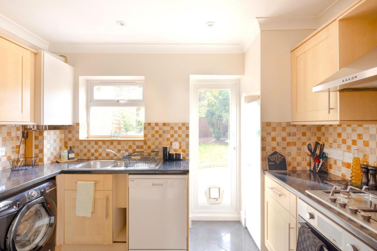 Stylish House In Wimbledon Villa London Ngoại thất bức ảnh