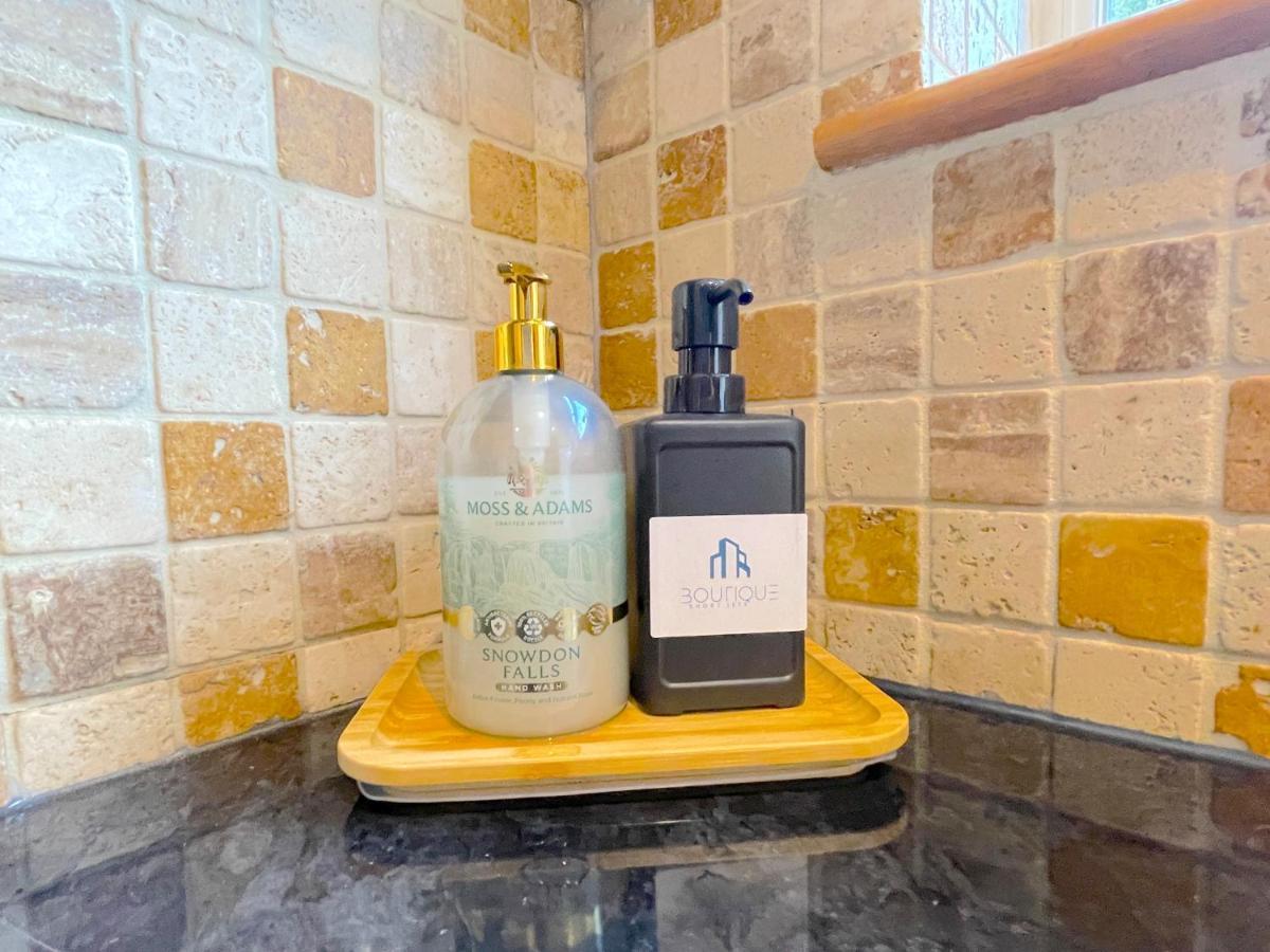 Stylish House In Wimbledon Villa London Ngoại thất bức ảnh